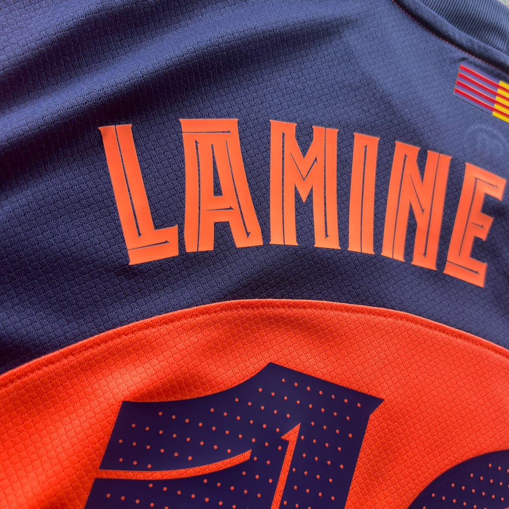 Barcelona 2025-26 Nike third Lamine Yamal *NEW* football shirt size L