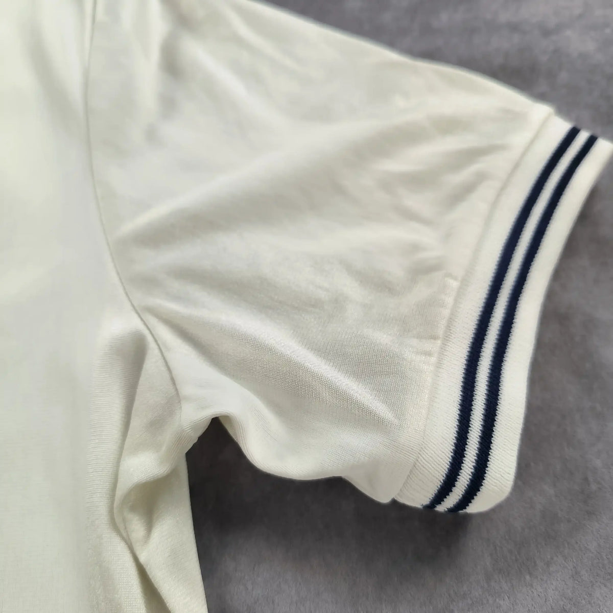 Tottenham 1982-83 Le Coq Sportif hazai foci mez M-es