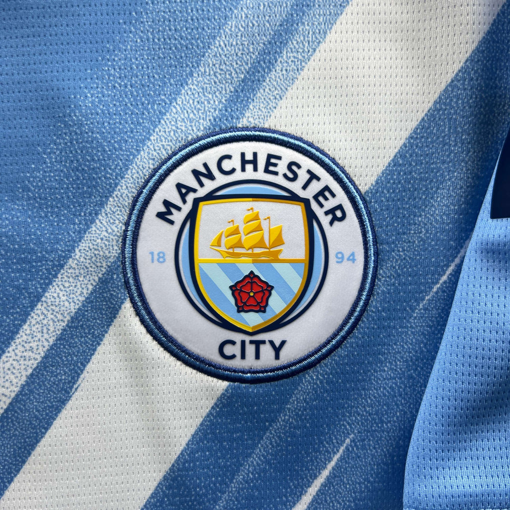 Manchester City 2025-26 Puma home Erling Haaland football shirt size L