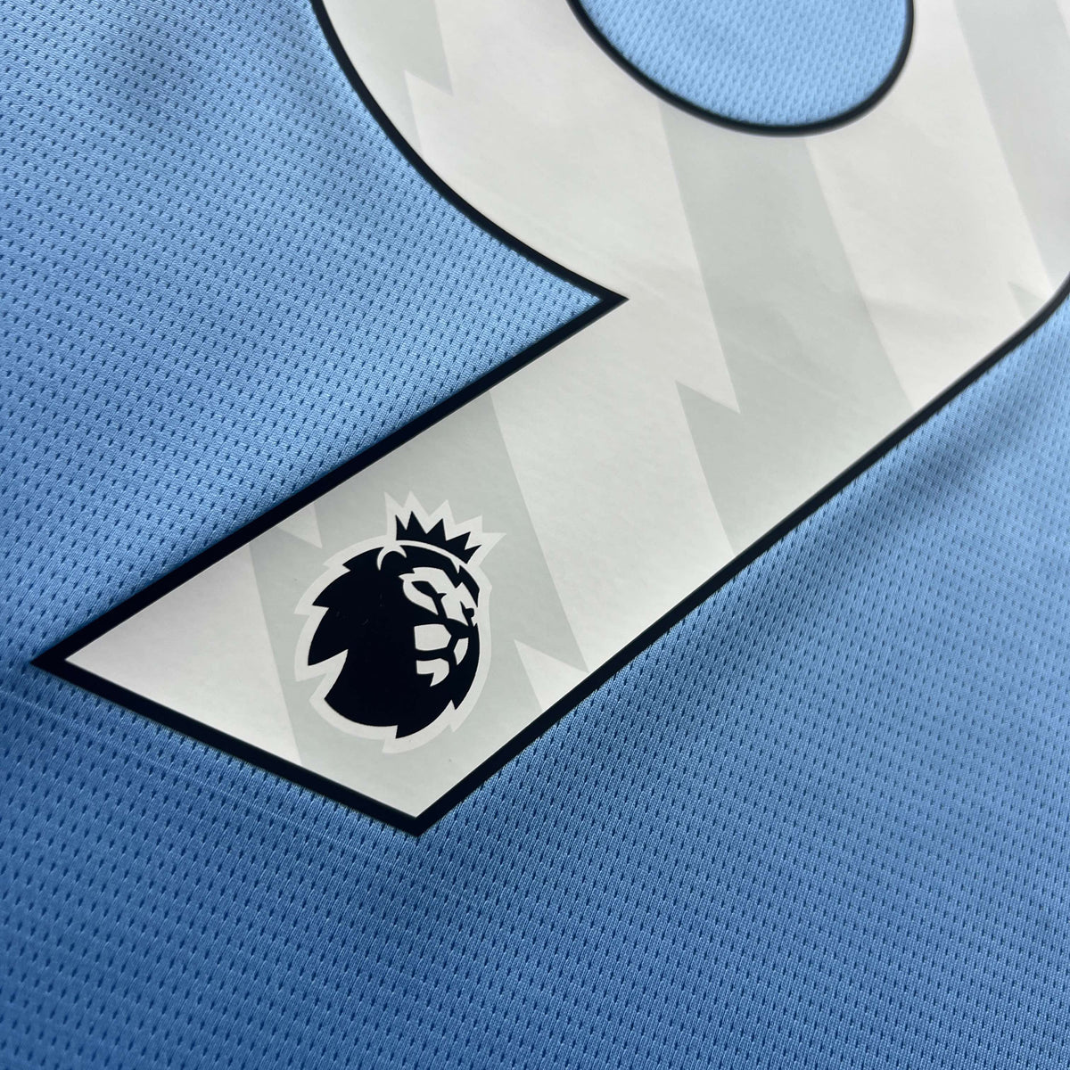 Manchester City 2025-26 Puma home Erling Haaland football shirt size L
