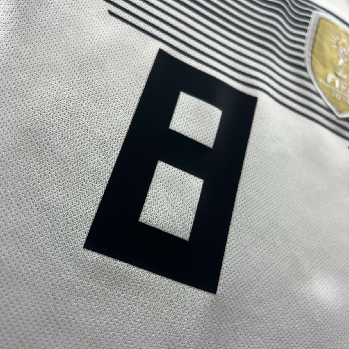 Németország 2018-19 Adidas hazai Toni Kroos foci mez XS-es