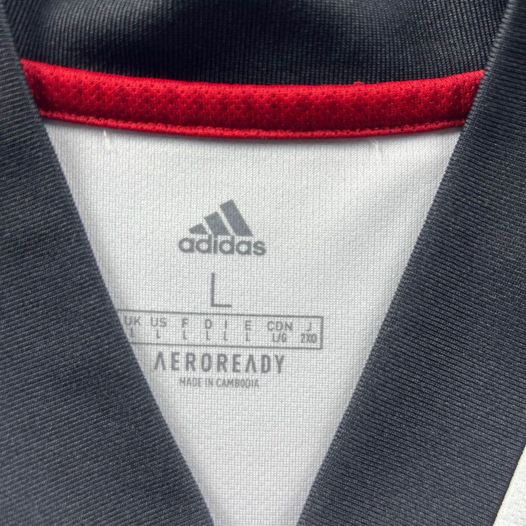 Sheffield United 2020-21 Adidas hazai John Egan foci mez L-es