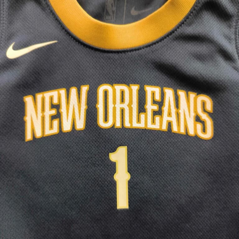 New Orleans Pelicans Zion Williamson Nike NBA body size Baby 18 Months