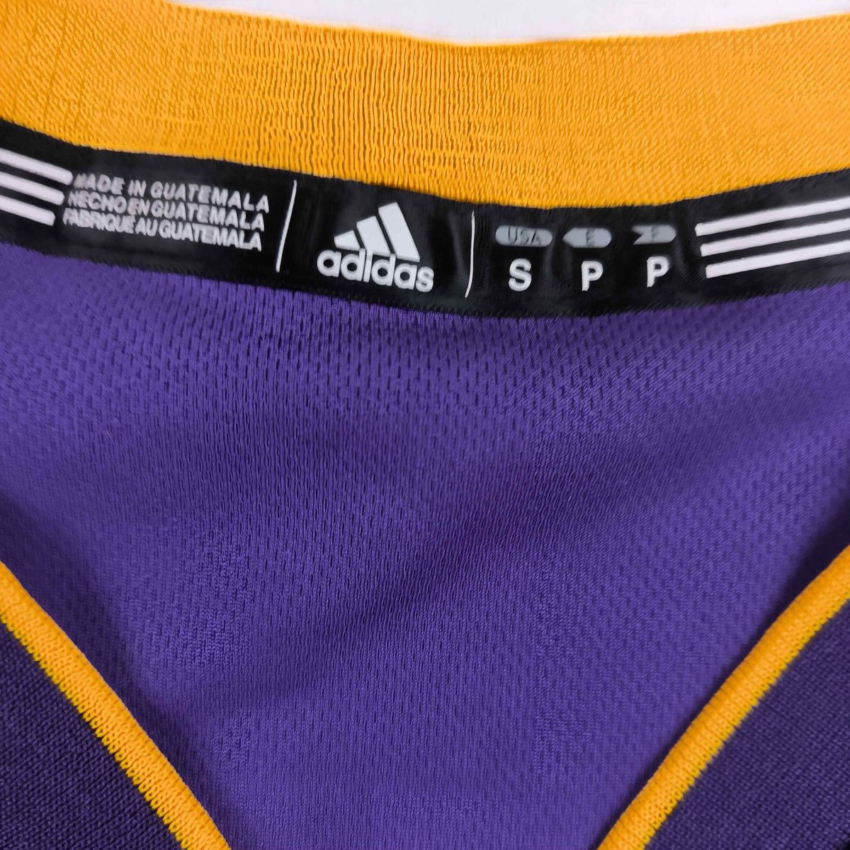 Los Angeles Lakers Kobe Bryant Adidas NBA jersey size S