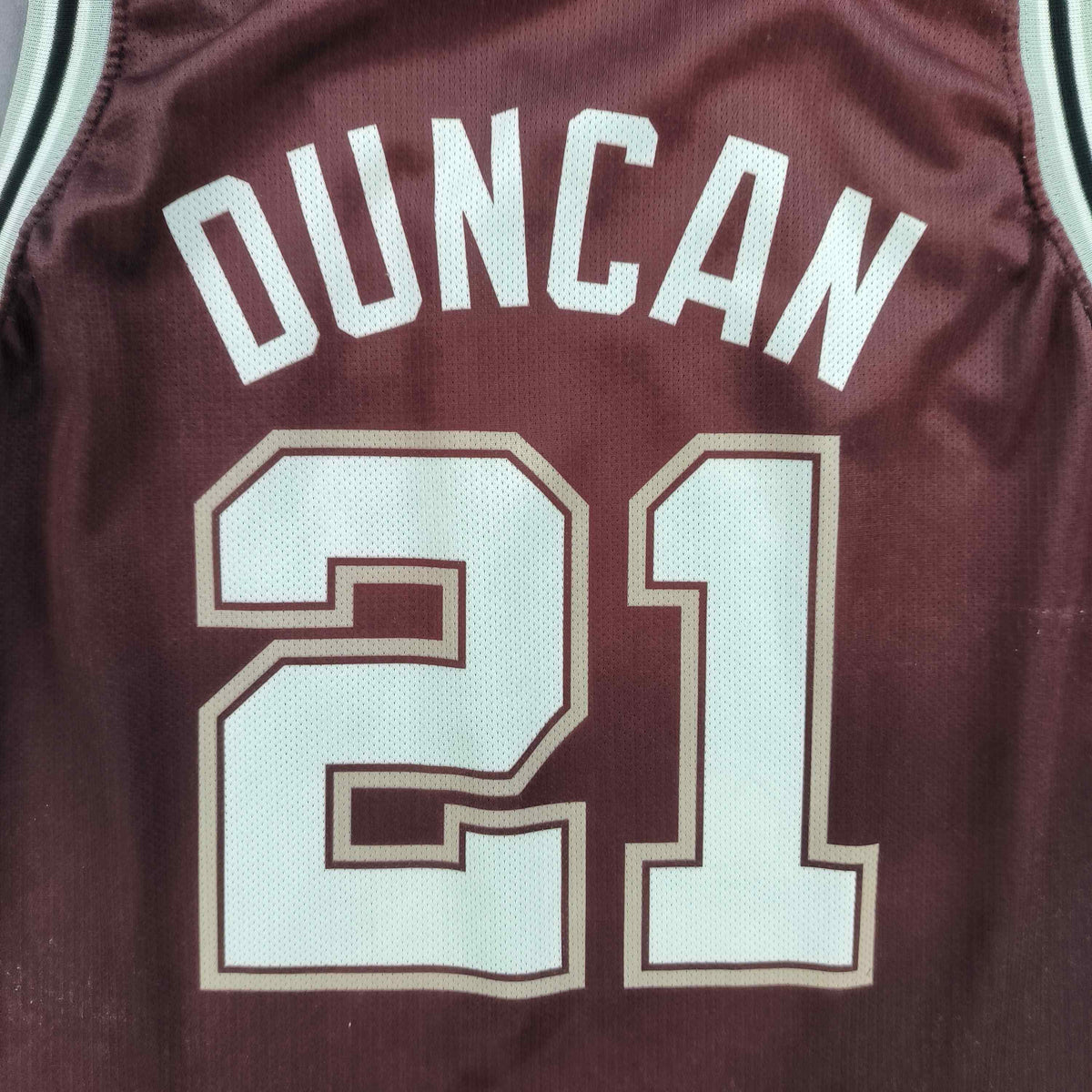 San Antonio Spurs Tim Duncan Champion EU NBA jersey size XL