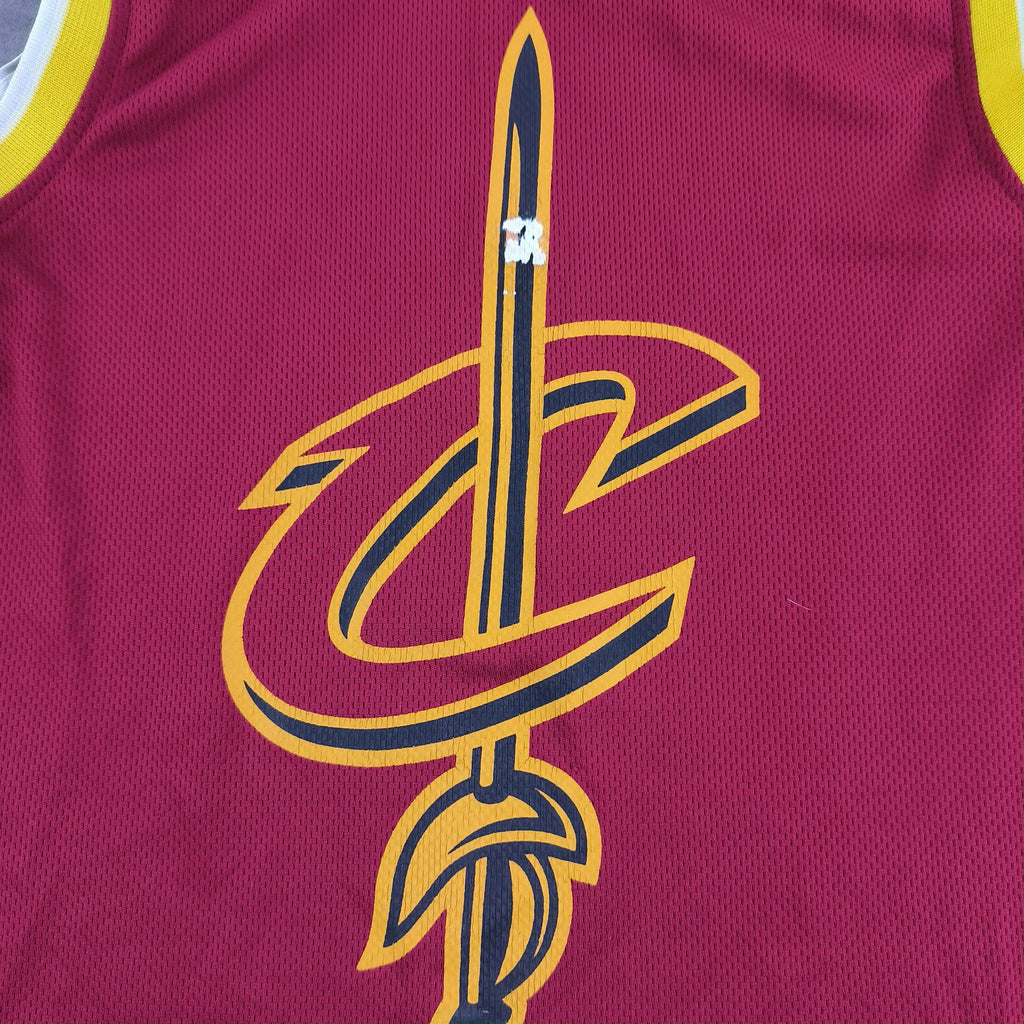 Cleveland Cavaliers LeBron James NBA training jersey size Youth M