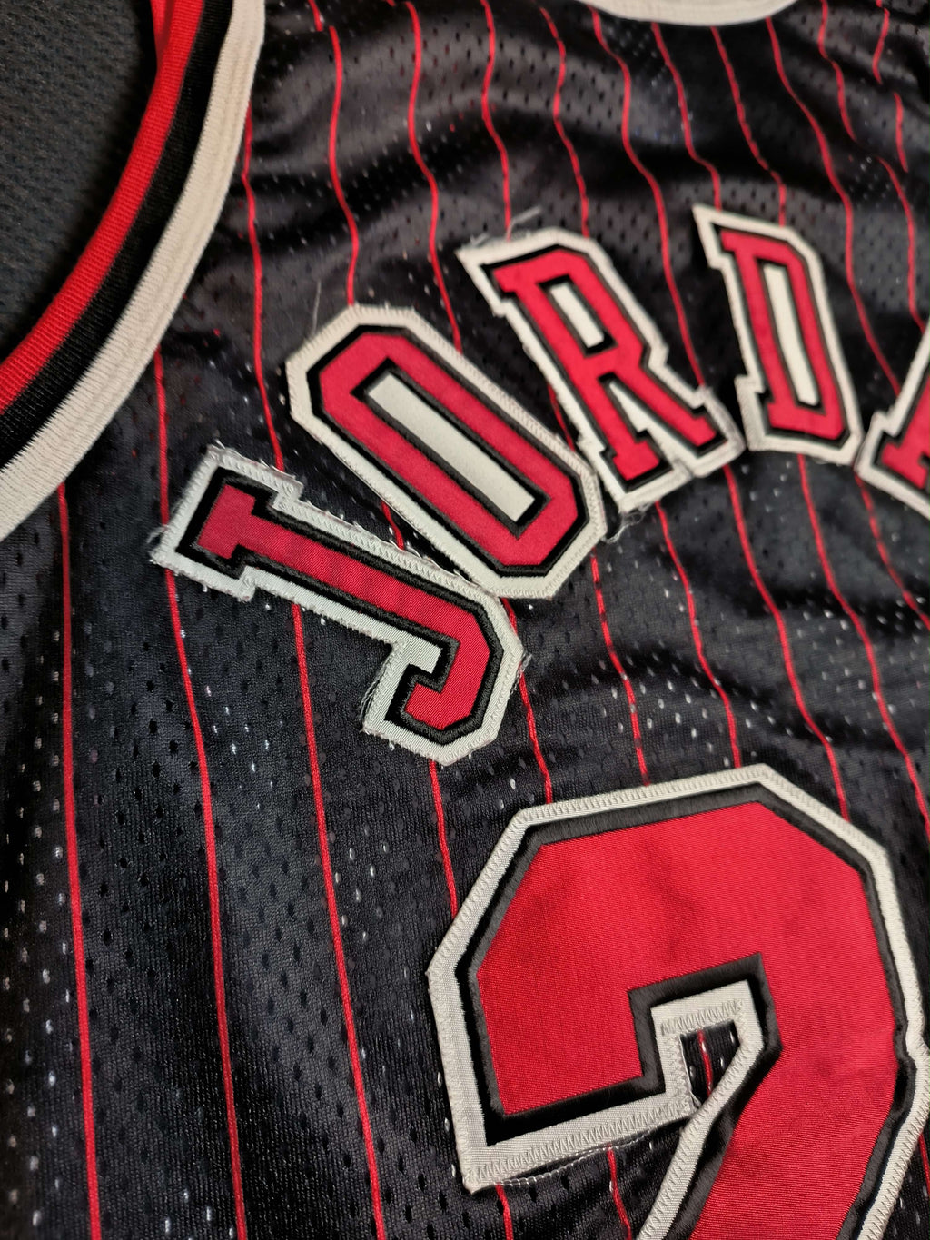 Chicago Bulls Michael Jordan Gold Logo Champion Authentic NBA jersey size 44