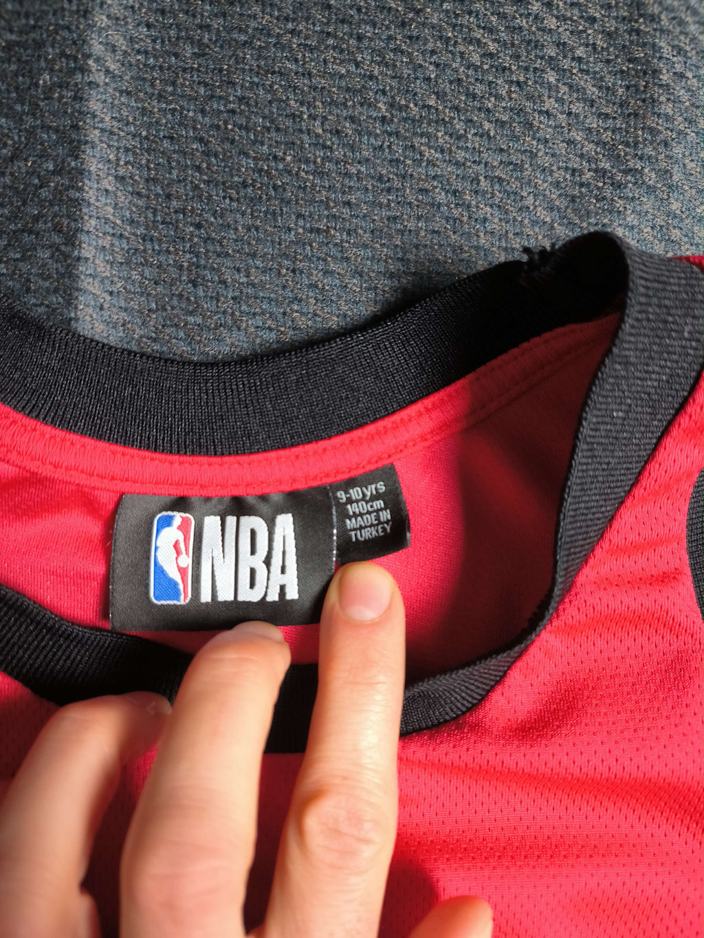 Chicago Bulls Zach Lavine NBA jersey size Youth 140