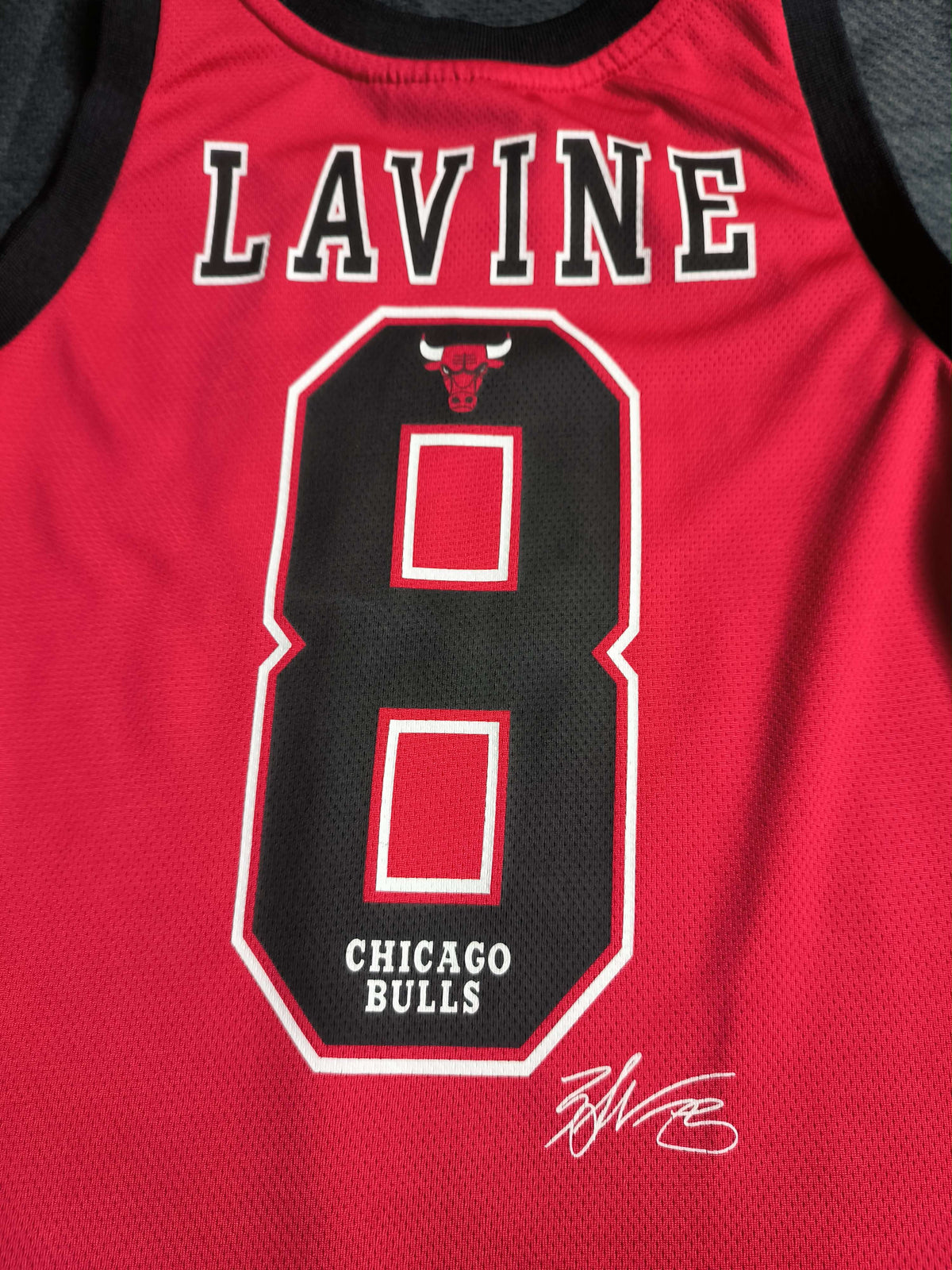 Chicago Bulls Zach Lavine NBA jersey size Youth 140