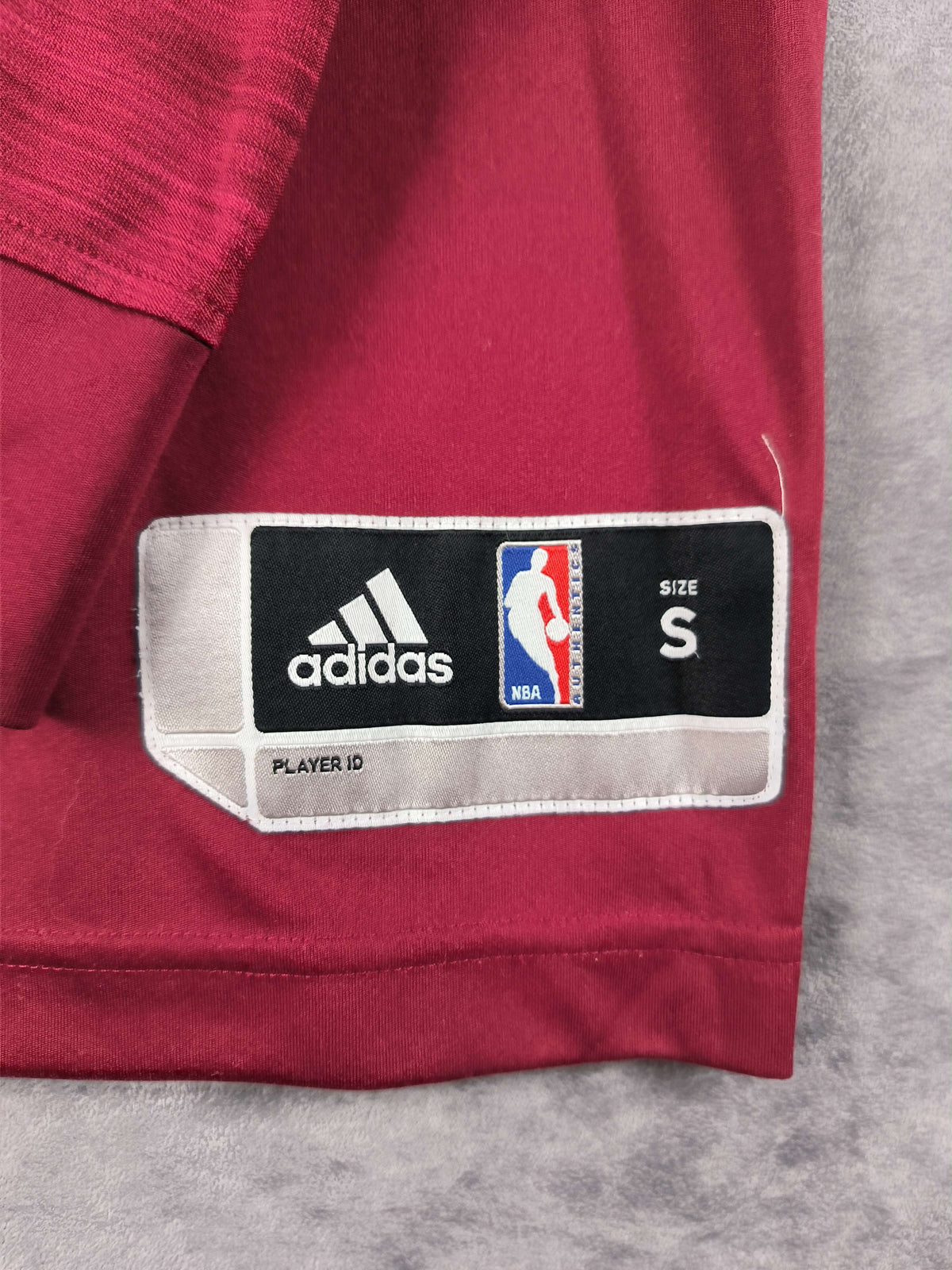 Cleveland Cavaliers Adidas NBA edző felső S