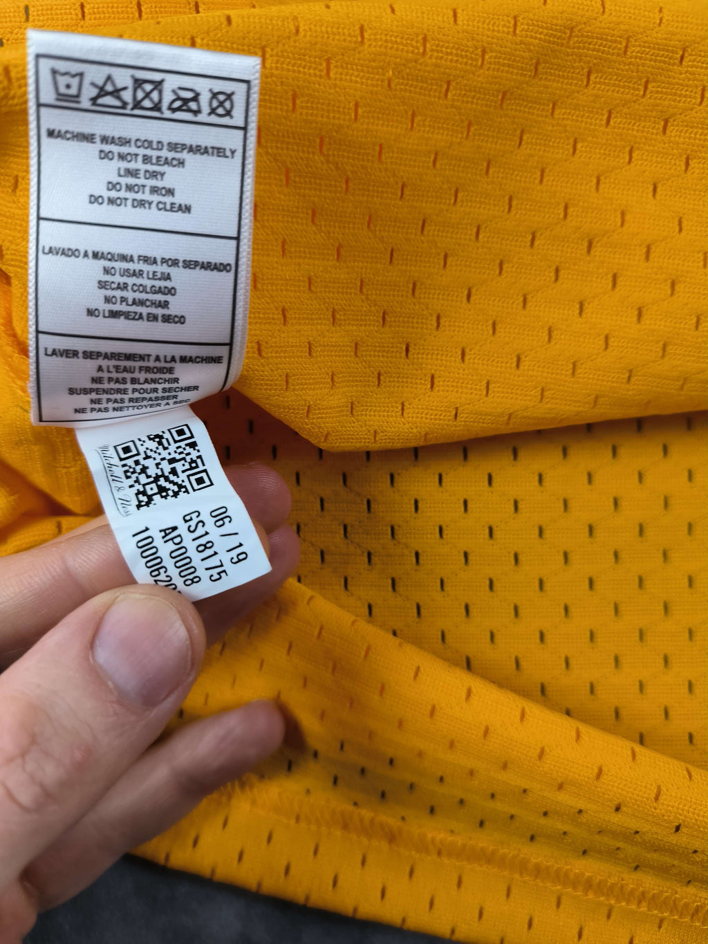Los Angeles Lakers Magic Johnson Mitchell and Ness Swingman NBA mez M