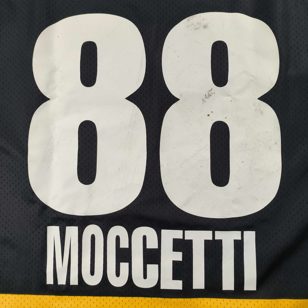 SC Bern Moccetti #88 Yvette ice hockey jersey size M