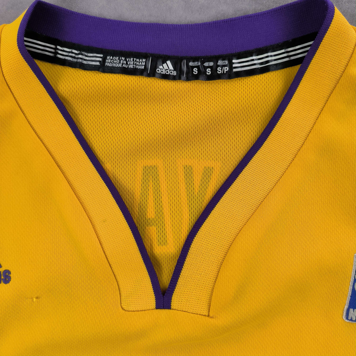 Los Angeles Lakers Kobe Bryant Adidas NBA jersey size S