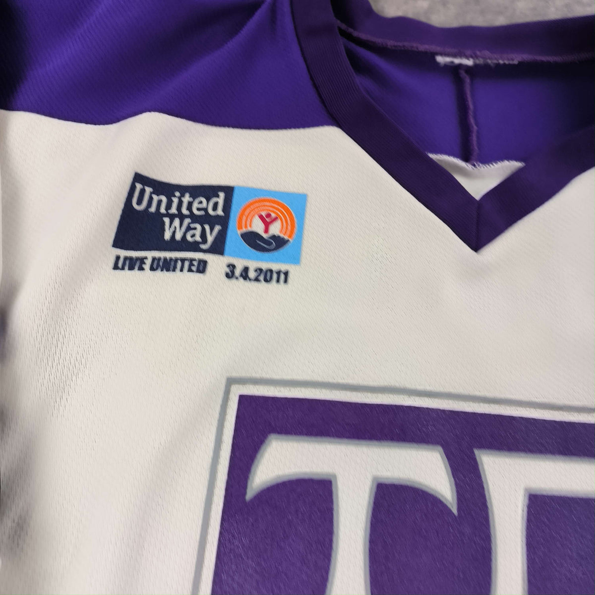 Tri-City Storm #12 Tyler Ward *Signed* ice hockey jersey size XXL