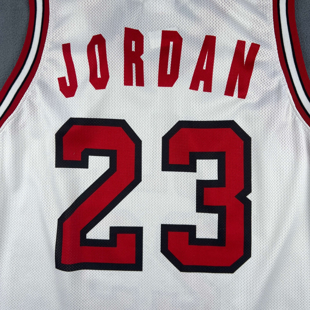 Chicago Bulls Michael Jordan Champion EU NBA jersey size S