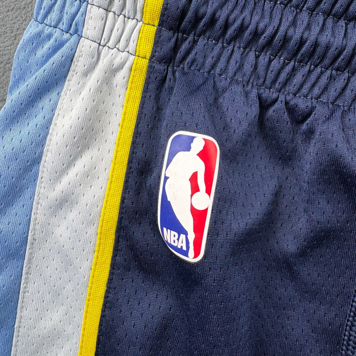 Memphis Grizzlies Nike NBA shorts size M