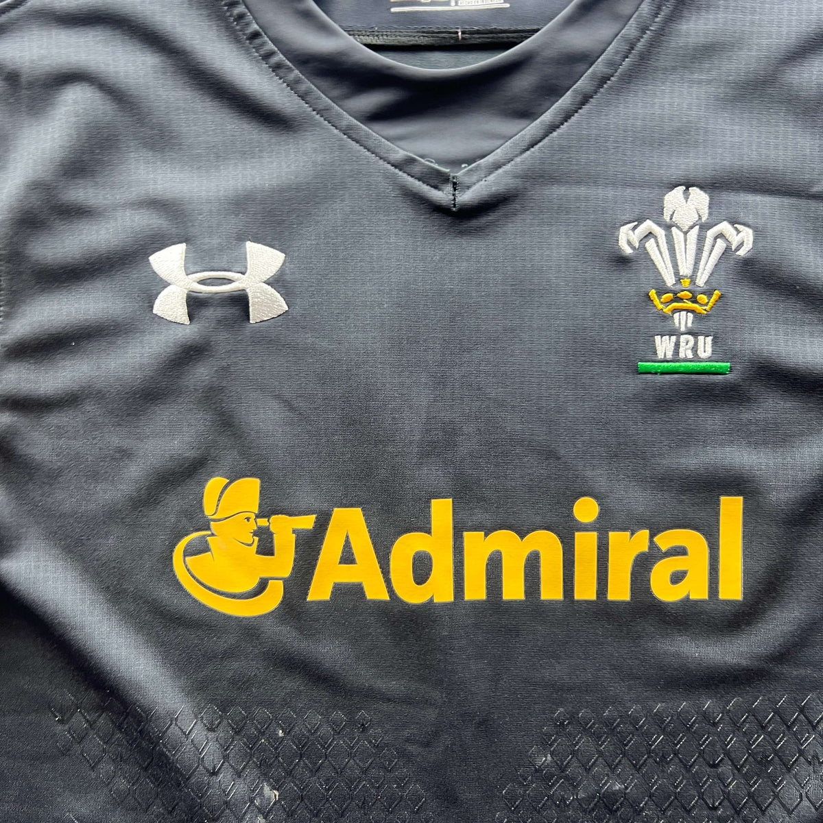 Wales Under Armour rugby shirt size S