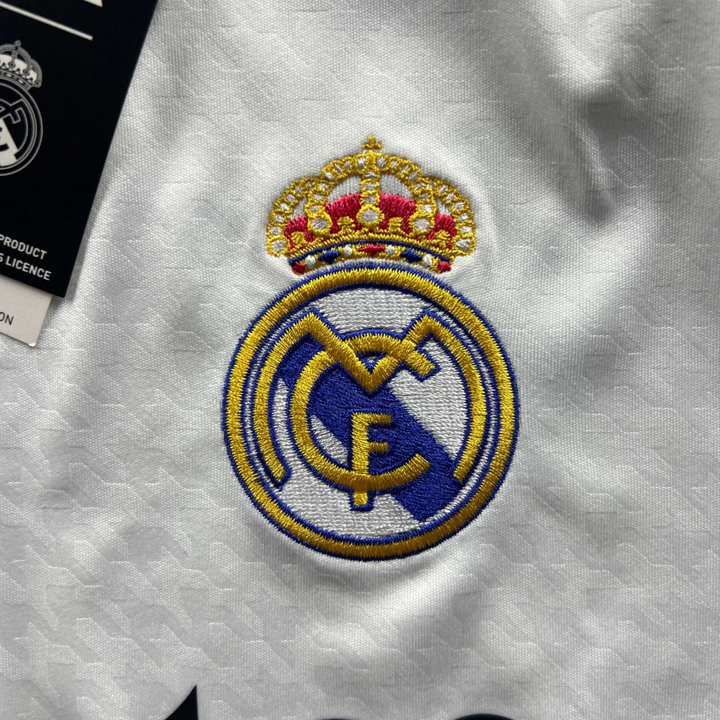 Real Madrid 2024-25 Adidas home Luka Modric *NEW* football shirt size M