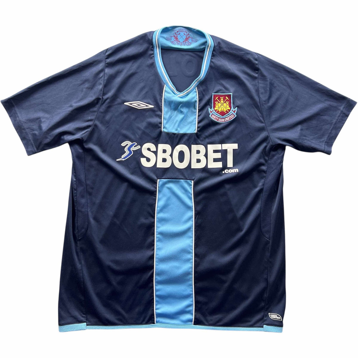 West Ham United 2009-10 Umbro away Carlton Cole football shirt size XL