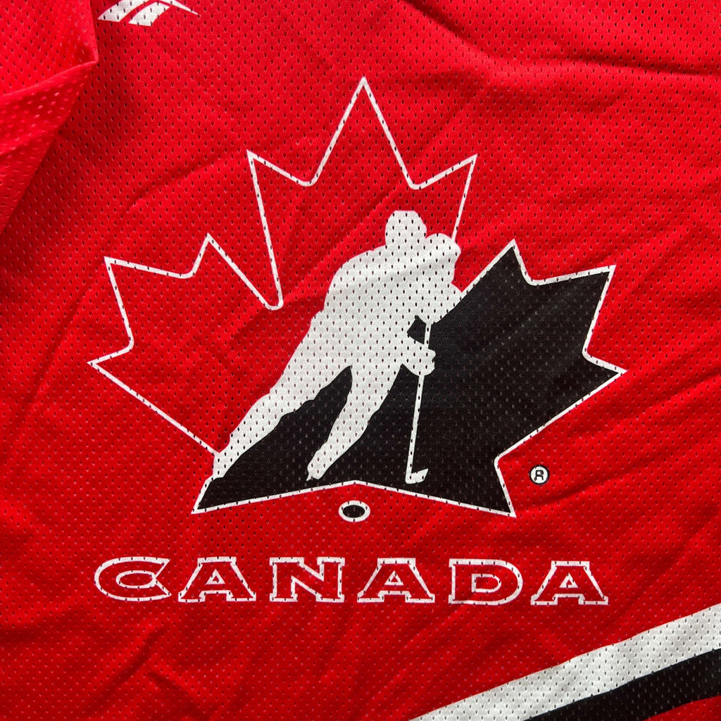 Canada Reebok ice hockey jersey size L