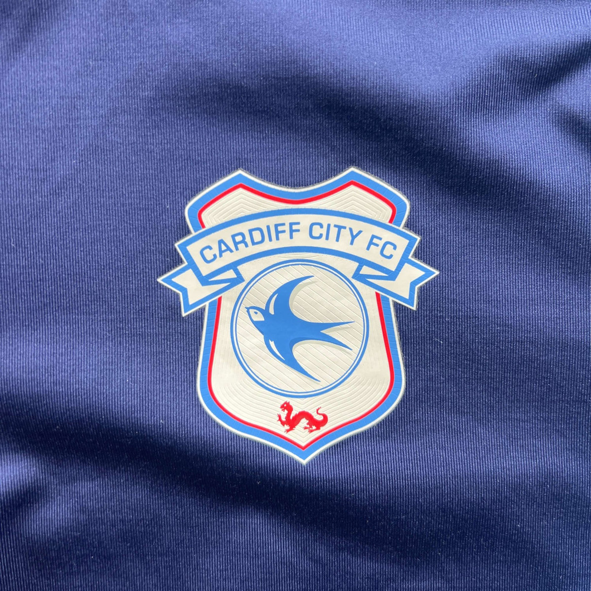 Cardiff City New Balance training top size XL
