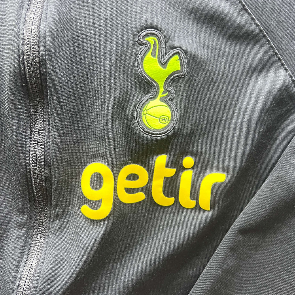 Tottenham 2022-23 Nike track top size M