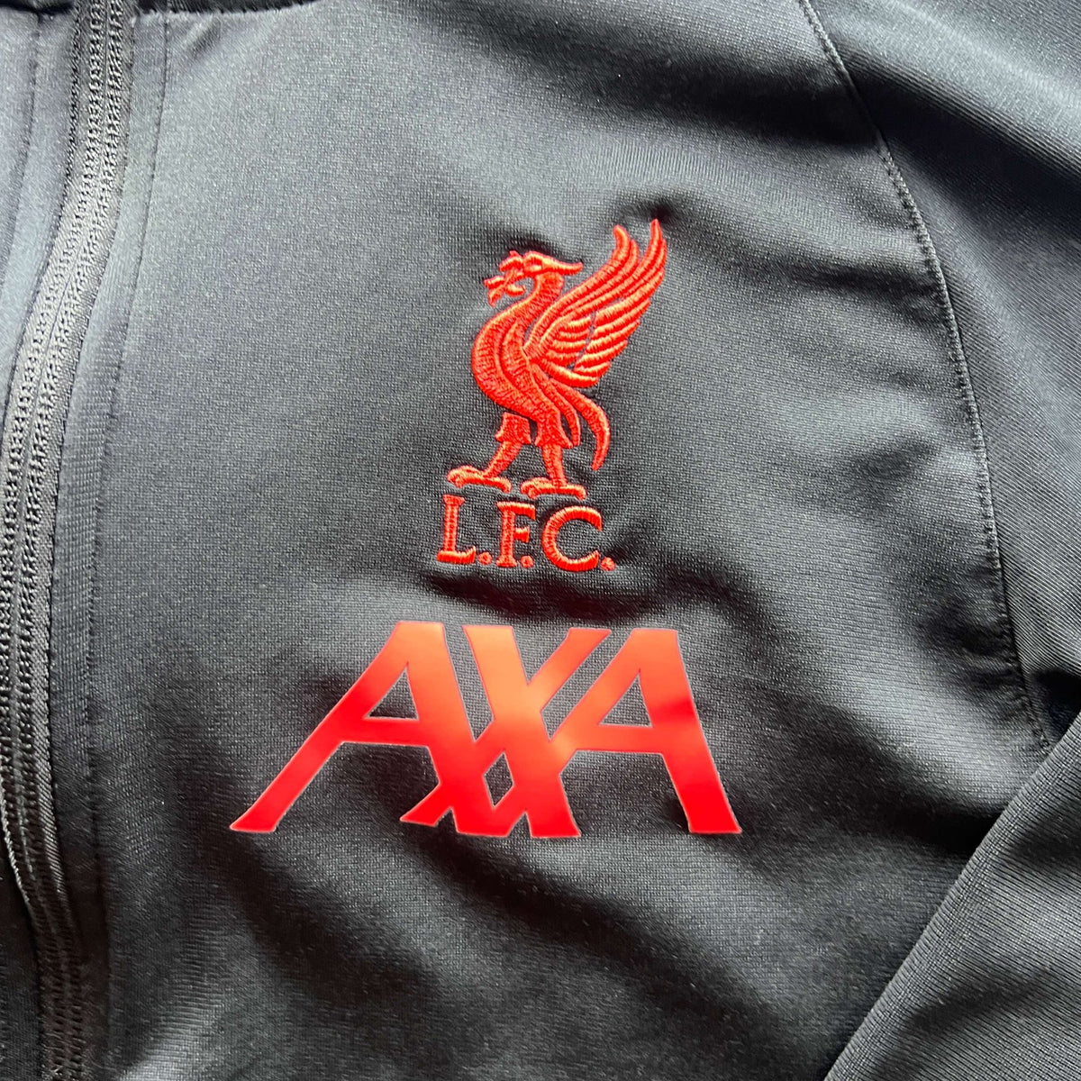 Liverpool 2021-22 Nike track top size XS