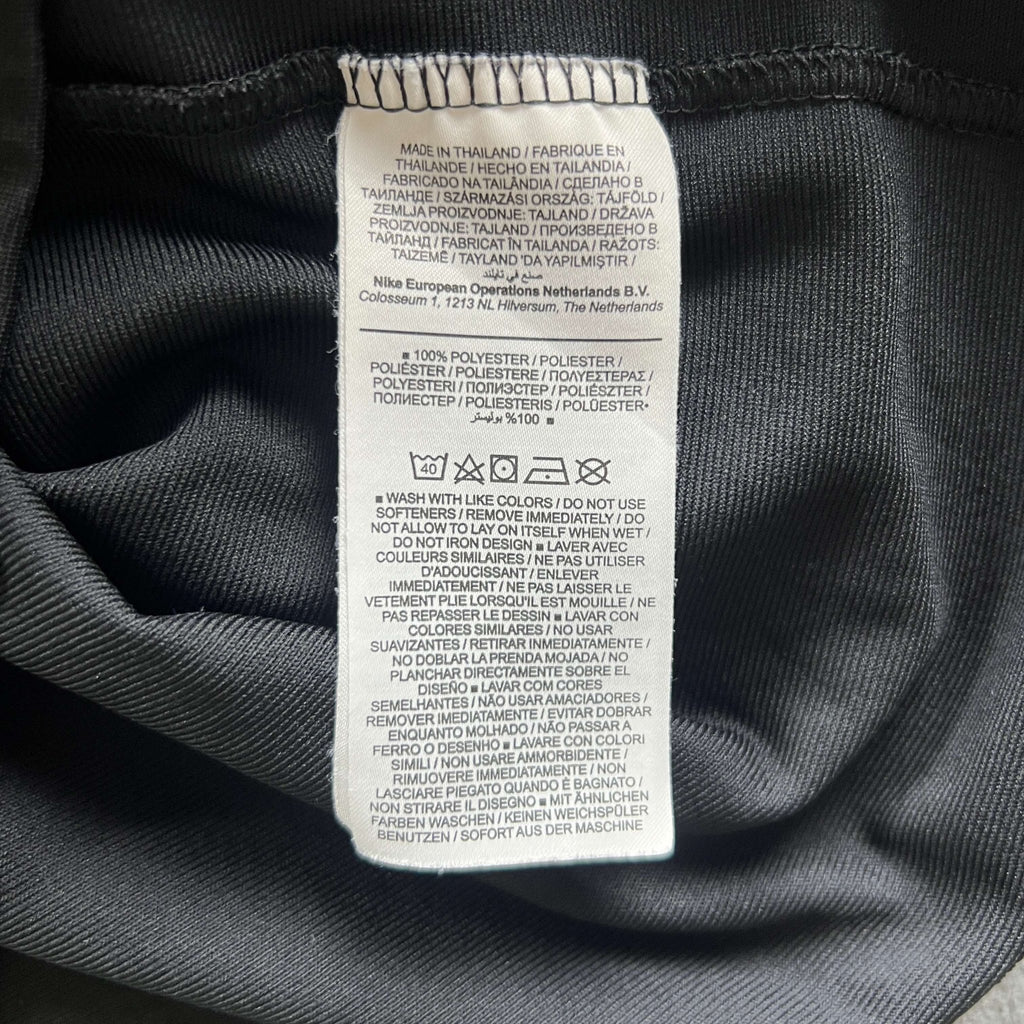 Liverpool 2021-22 Nike track top size XS