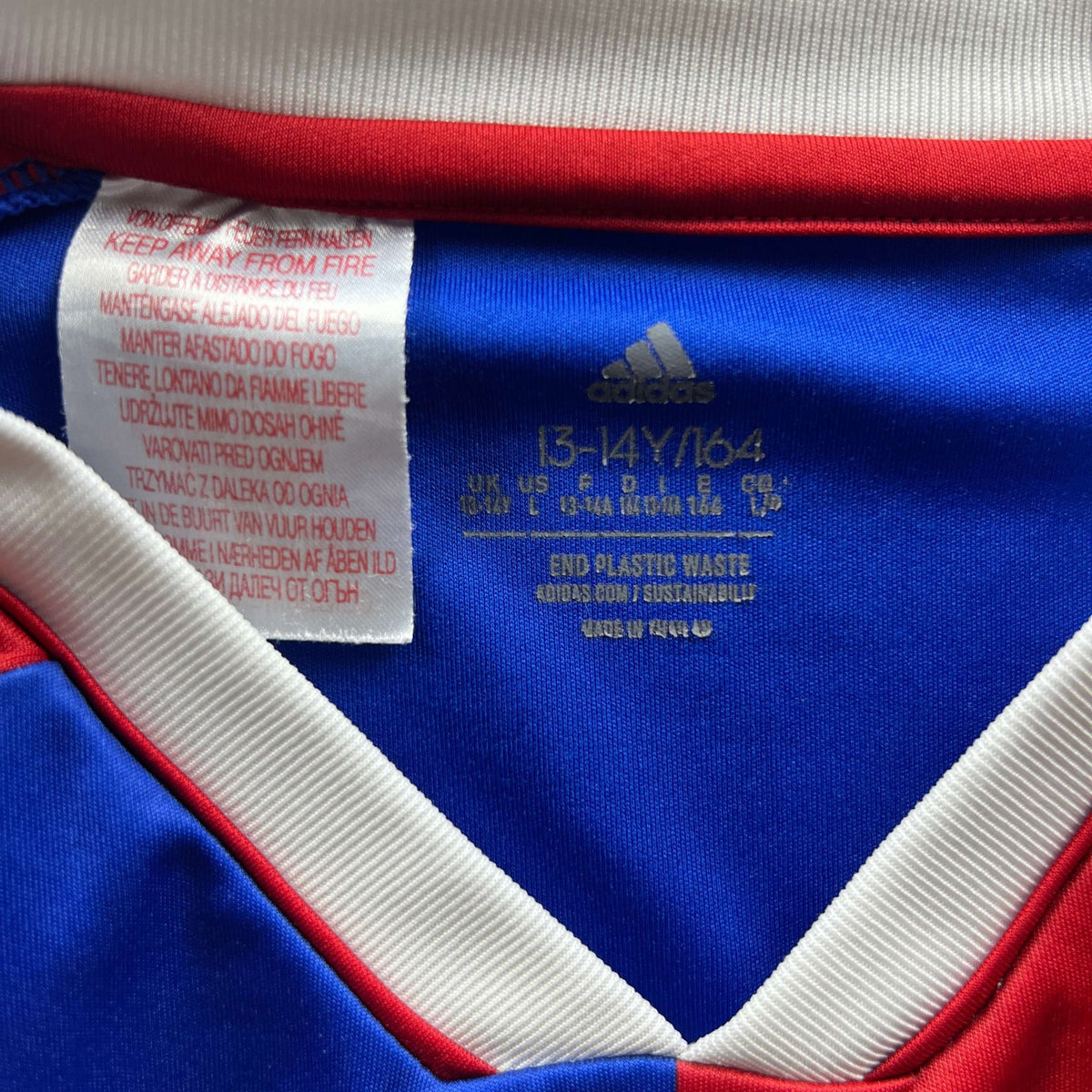 Fehérvár 2022-23 Adidas home football shirt size Boys L (164)