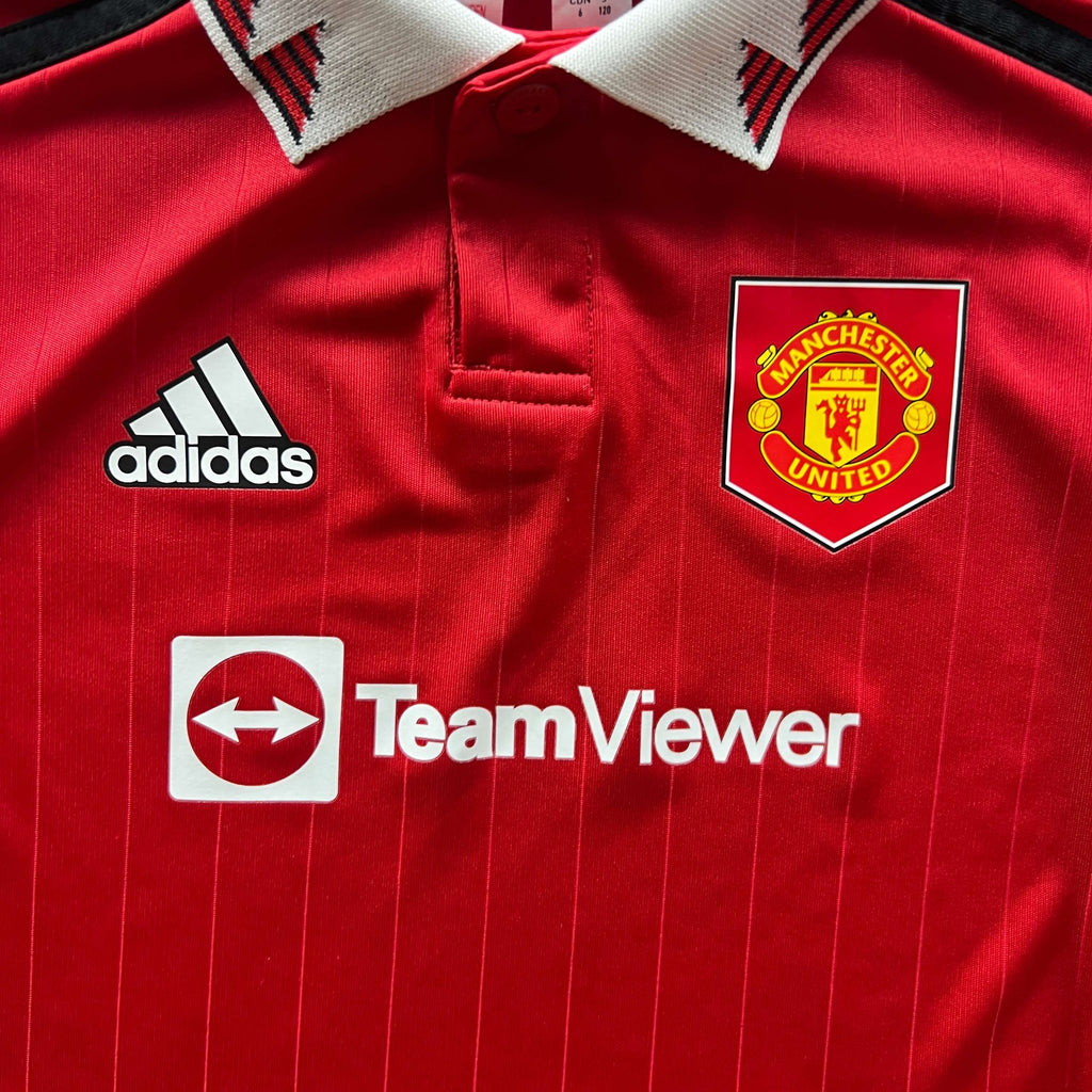 Manchester United 2022-23 Adidas home football shirt size Boys XXS (116)