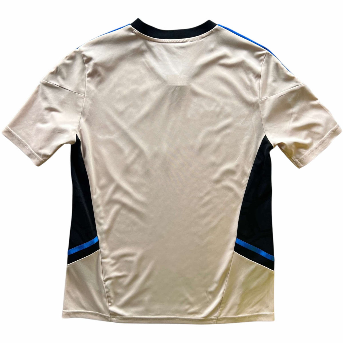 Manchester United 2022-23 Adidas training football shirt size Boys L (164)