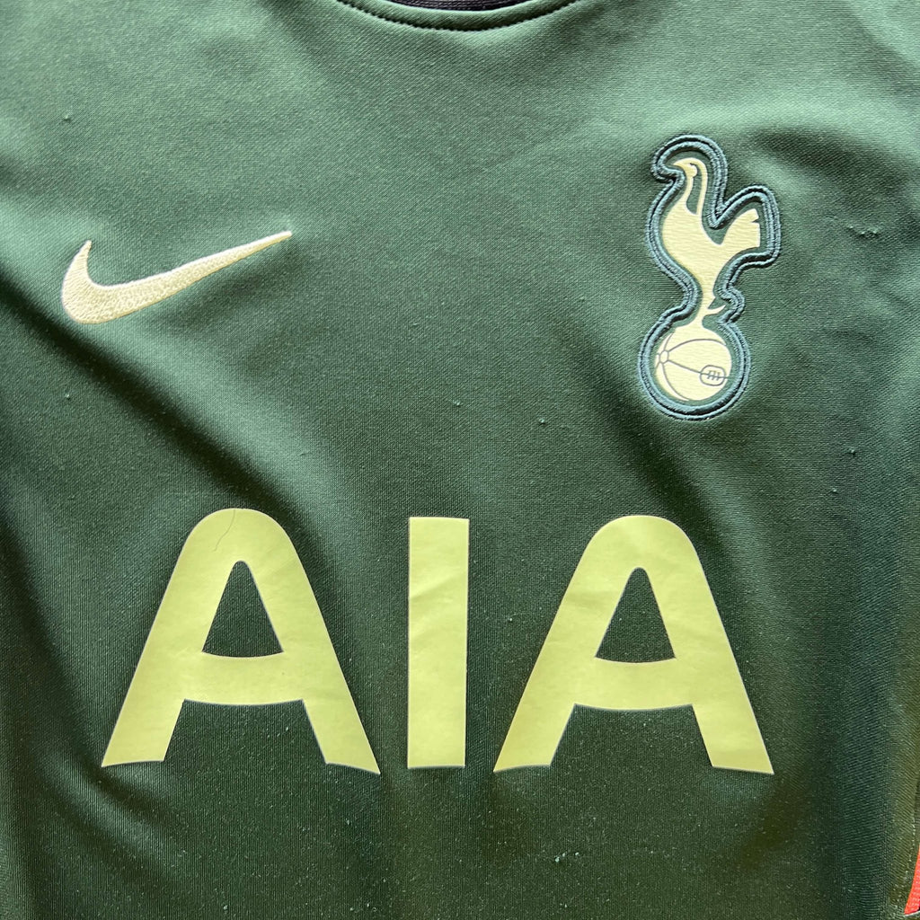 Tottenham 2020-21 Nike away football shirt size Boys S (128-137)