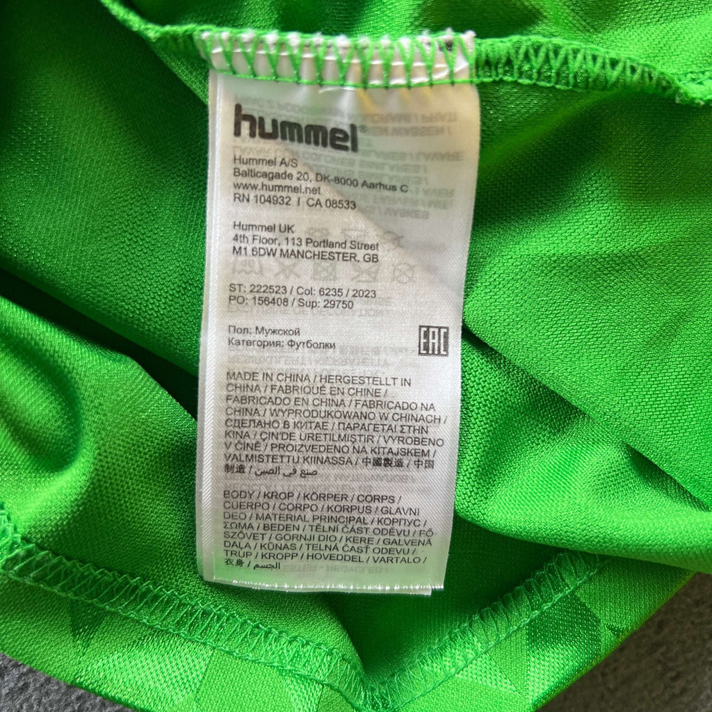 Real Betis 2023-24 Hummel away football shirt size Boys S (128)