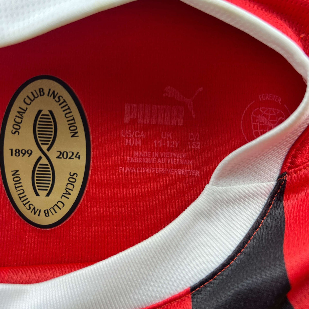 AC Milan 2024-25 Puma home football shirt size Boys M (152)