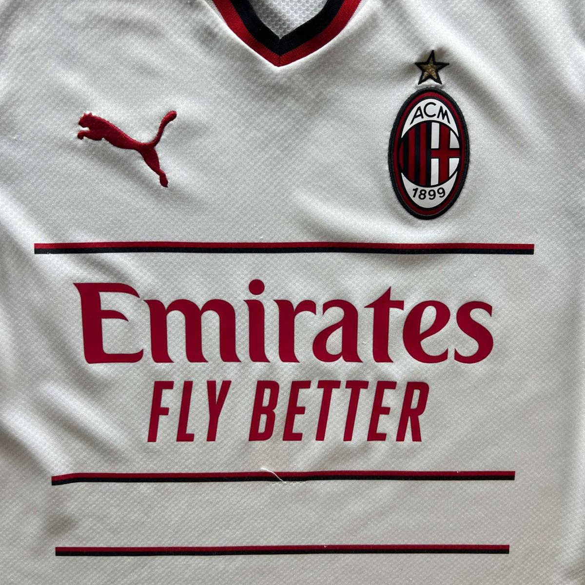 AC Milan 2022-23 Puma away football shirt size Boys L (164)
