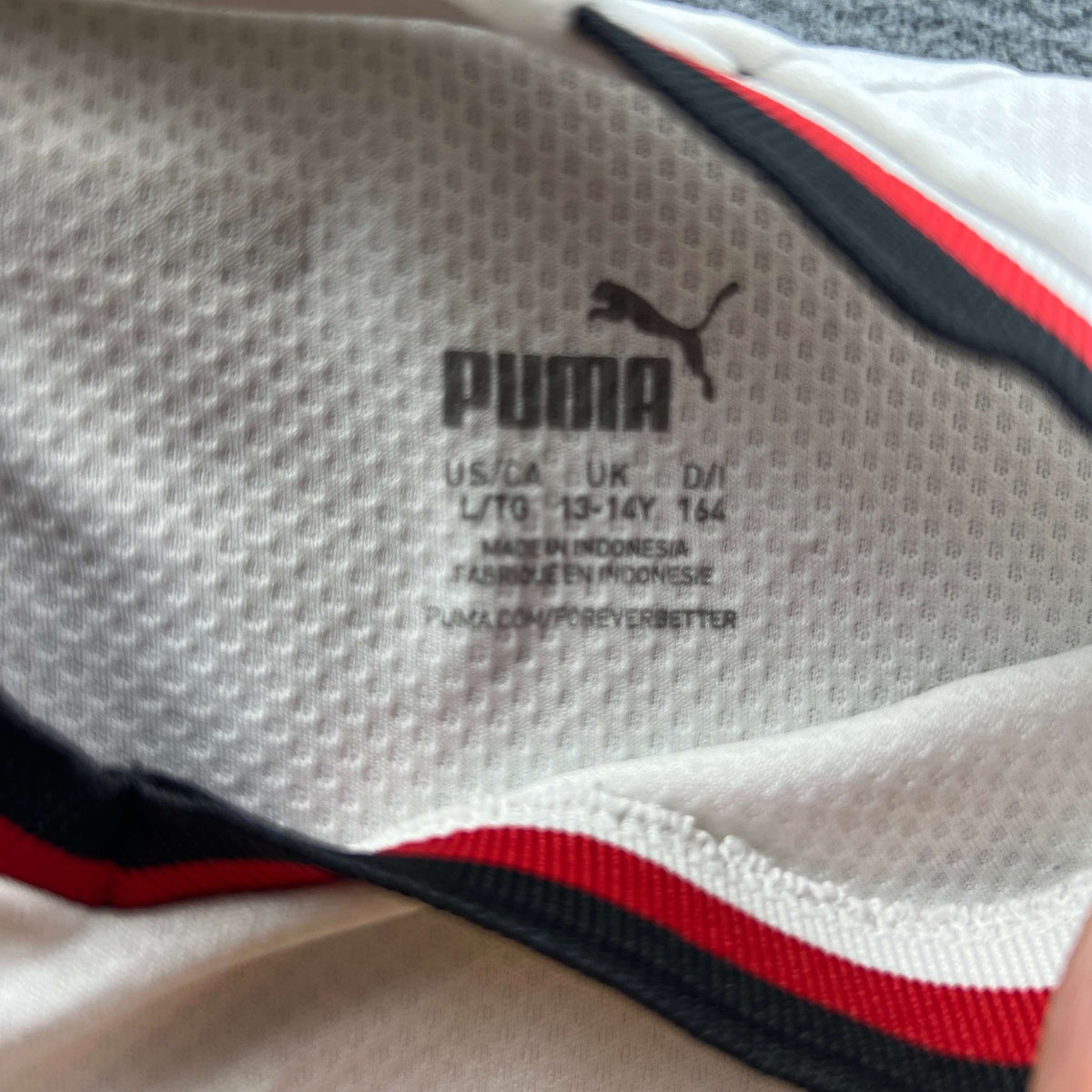 AC Milan 2022-23 Puma away football shirt size Boys L (164)