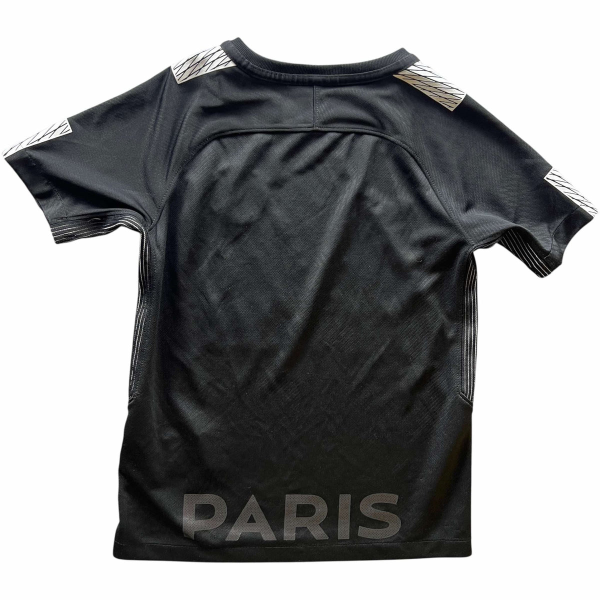 PSG Paris Saint-Germain 2017-18 Nike third football shirt size Boys XS (122-128)