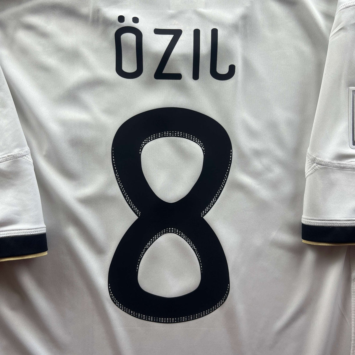 Germany 2010-12 Adidas home Mesut Özil football shirt size M