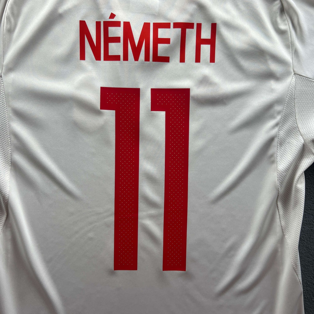 Hungary 2016-18 Adidas away Németh Krisztián football shirt size S