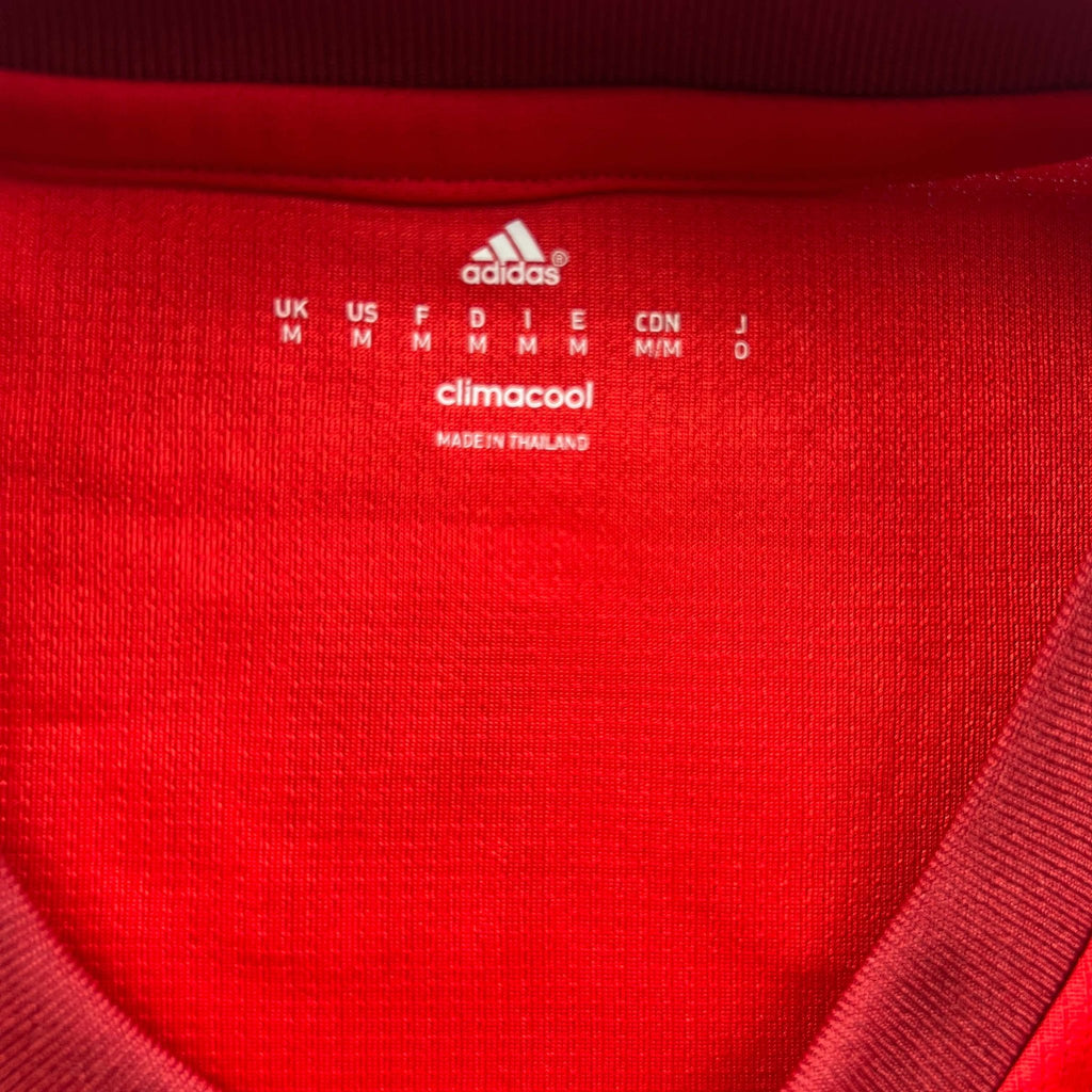 Bayern München 2015-16 Adidas home Arjen Robben football shirt size M