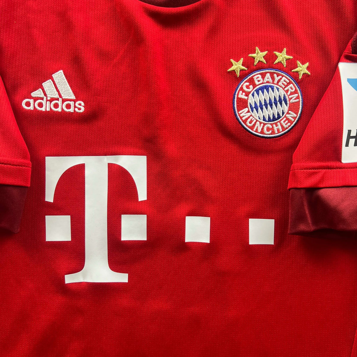 Bayern München 2015-16 Adidas home Arjen Robben football shirt size M