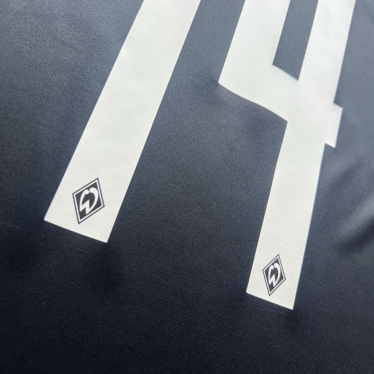 Werder Bremen 2019-20 Umbro third Claudio Pizarro football shirt size M