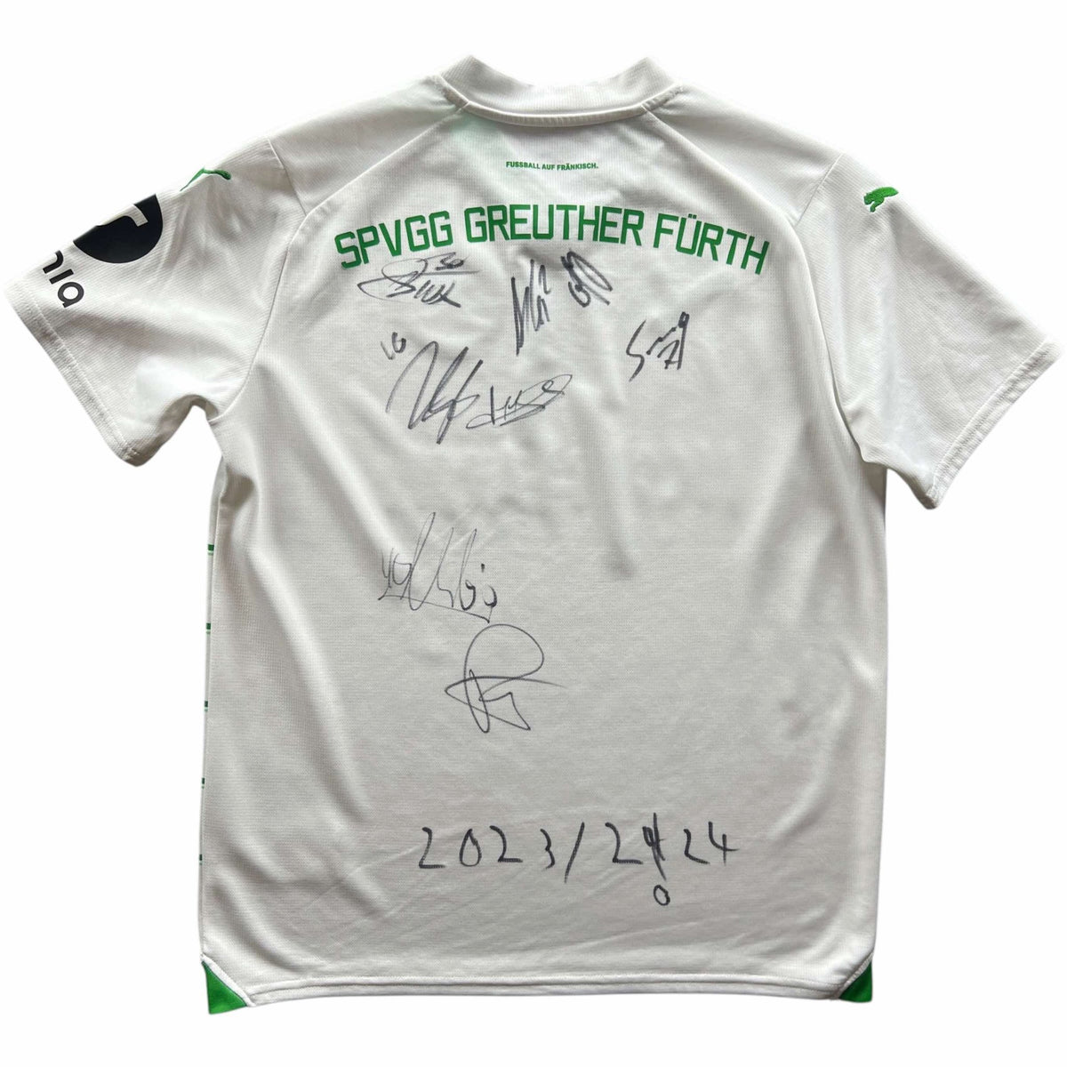 Greuther Fürth 2023-24 Puma home *Signed* football shirt size Boys L (164)