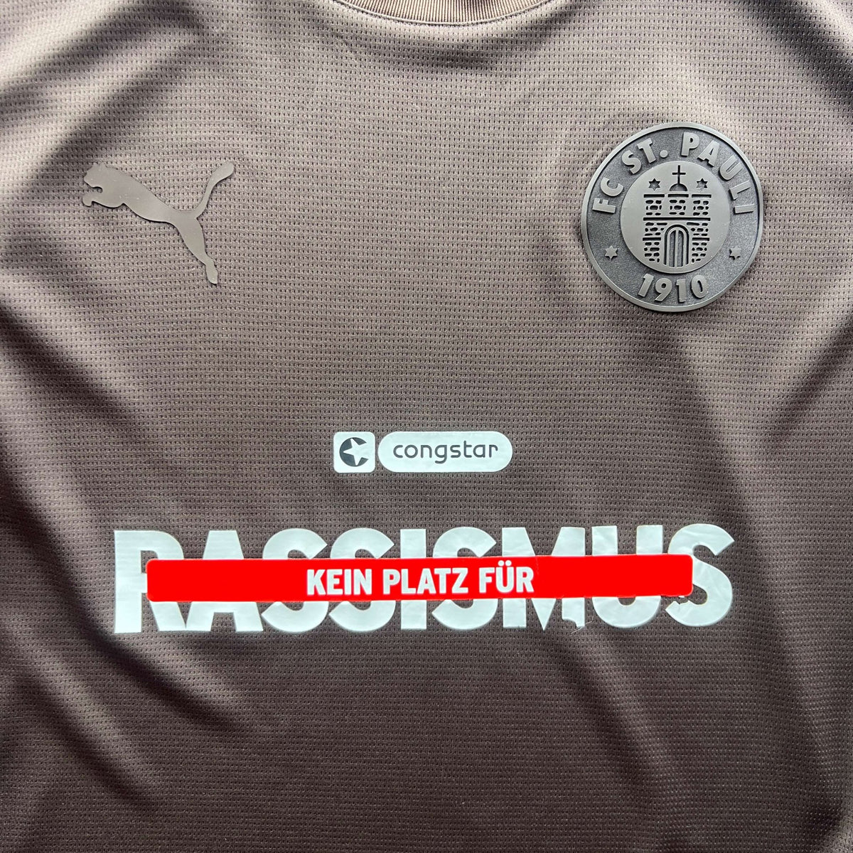 St. Pauli 2023-24 Puma home football shirt size Boys L (164)