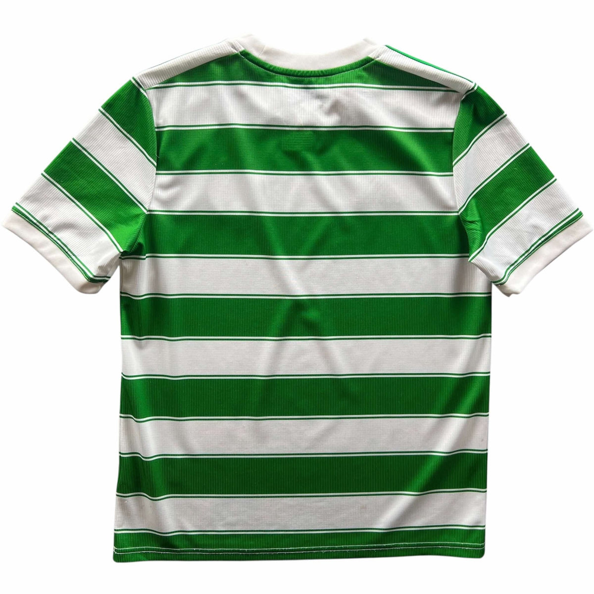 Celtic 2021-22 Adidas home football shirt size Boys L (164)