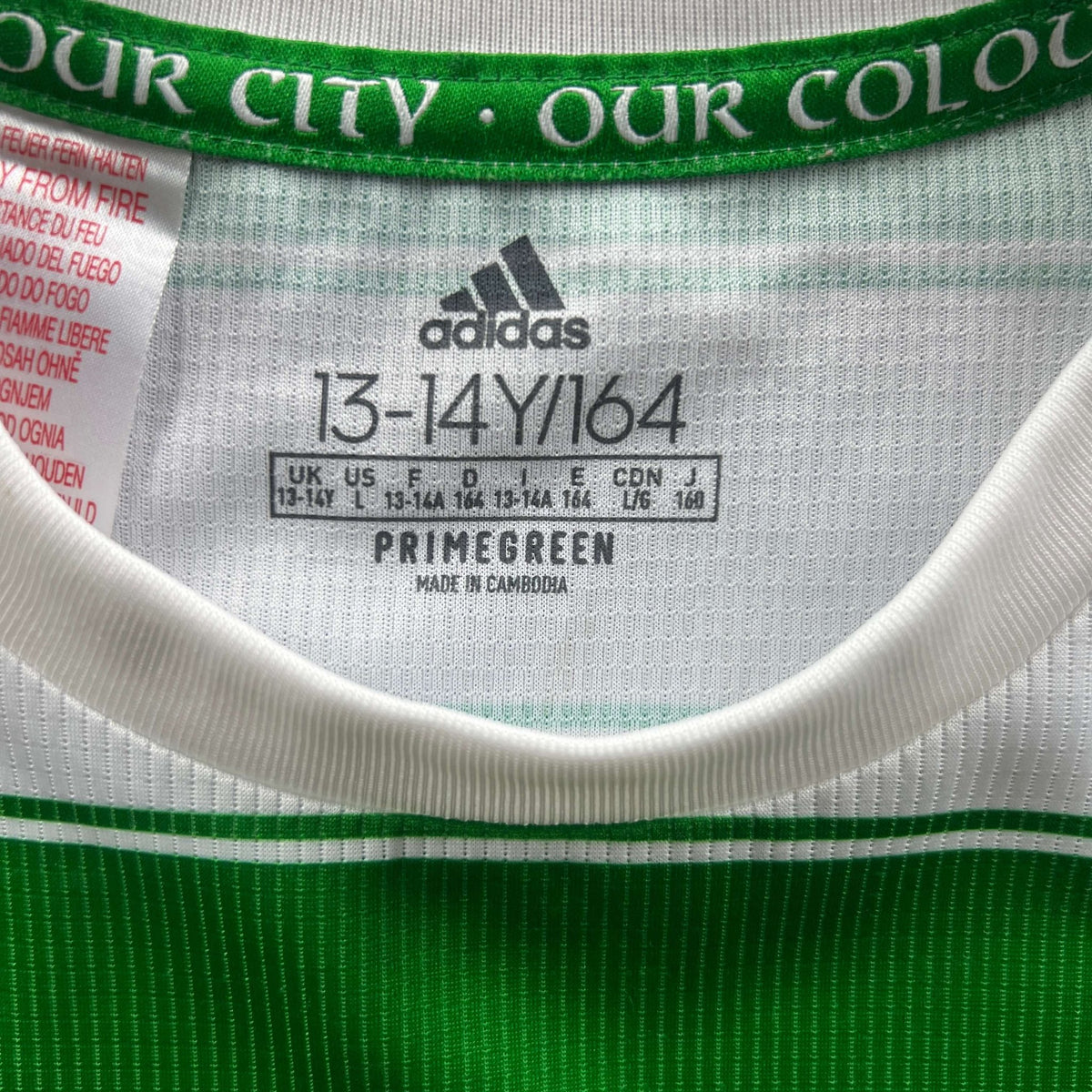 Celtic 2021-22 Adidas home football shirt size Boys L (164)