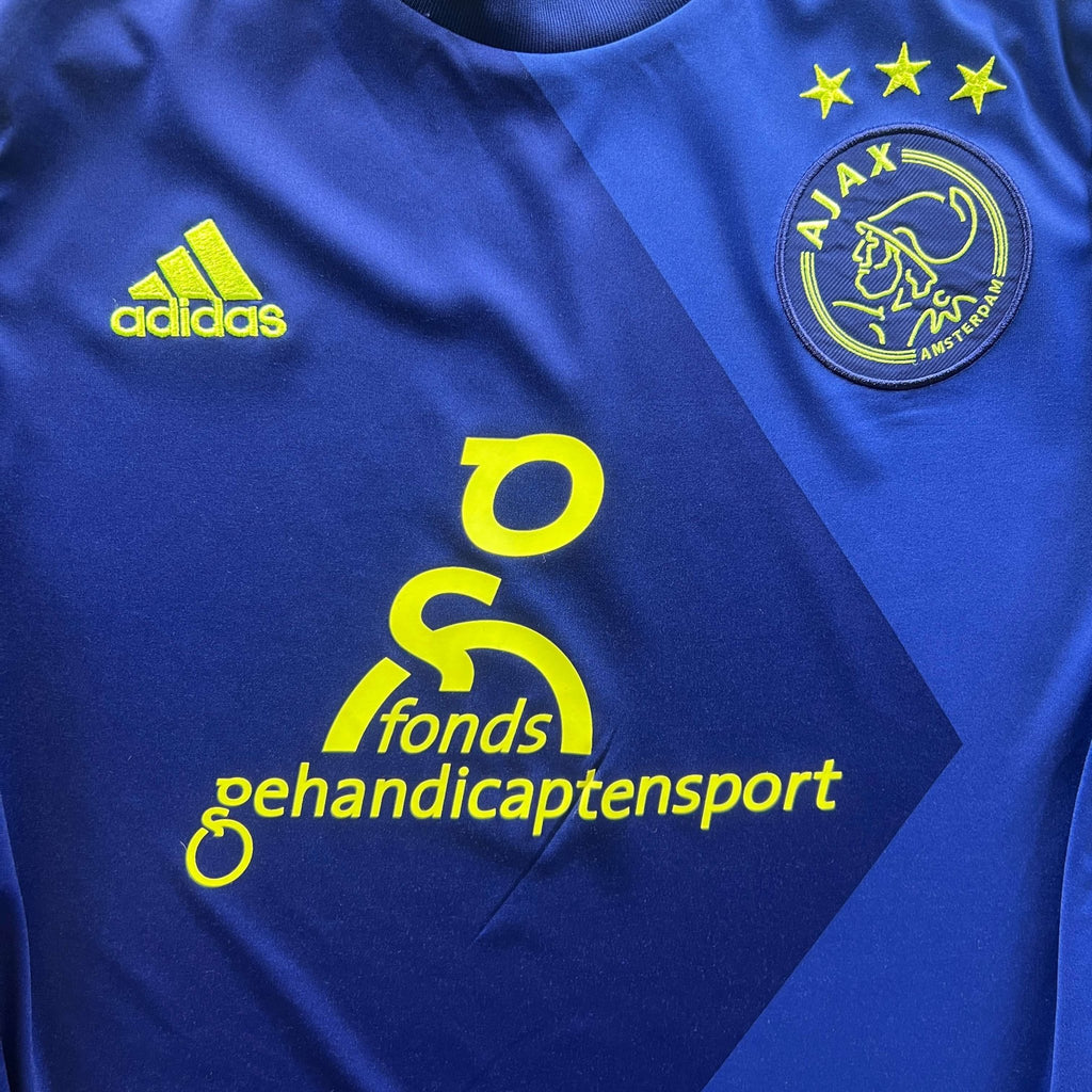 Ajax 2014-15 Adidas away football shirt size Boys L (164)
