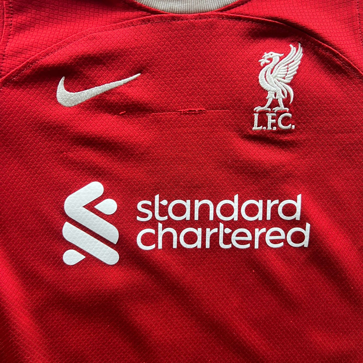 Liverpool 2023-24 Nike home „Luca” football shirt size Kids S (104-110)