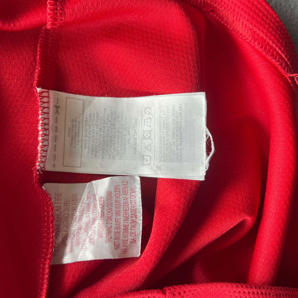 Manchester United 2021-22 Adidas home „Iolo” football shirt size Boys L (164)