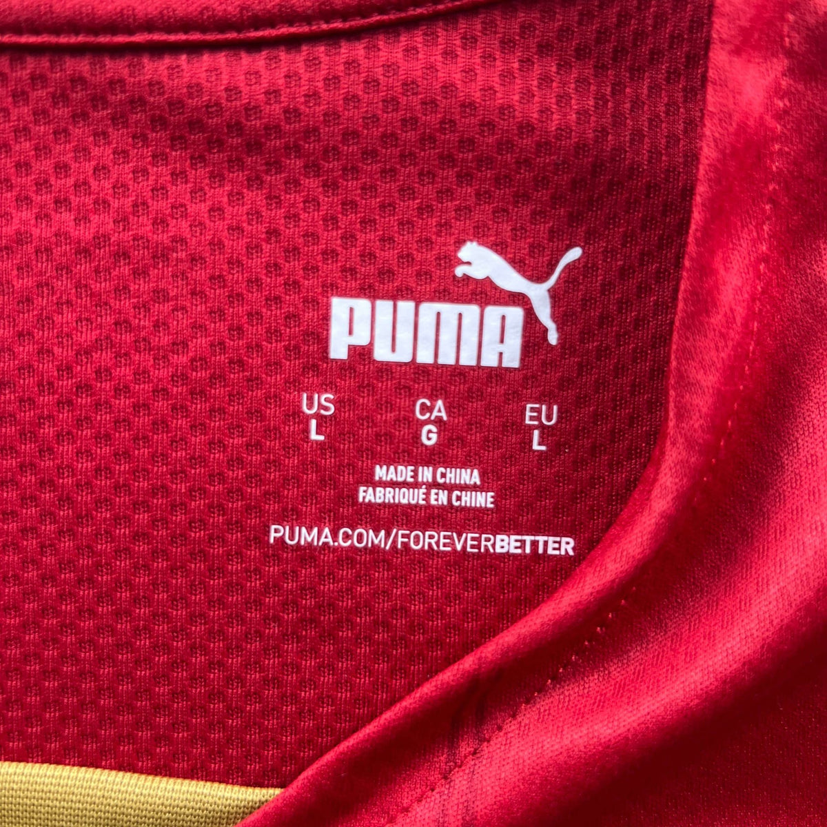 Serbia 2022-24 Puma home football shirt size L